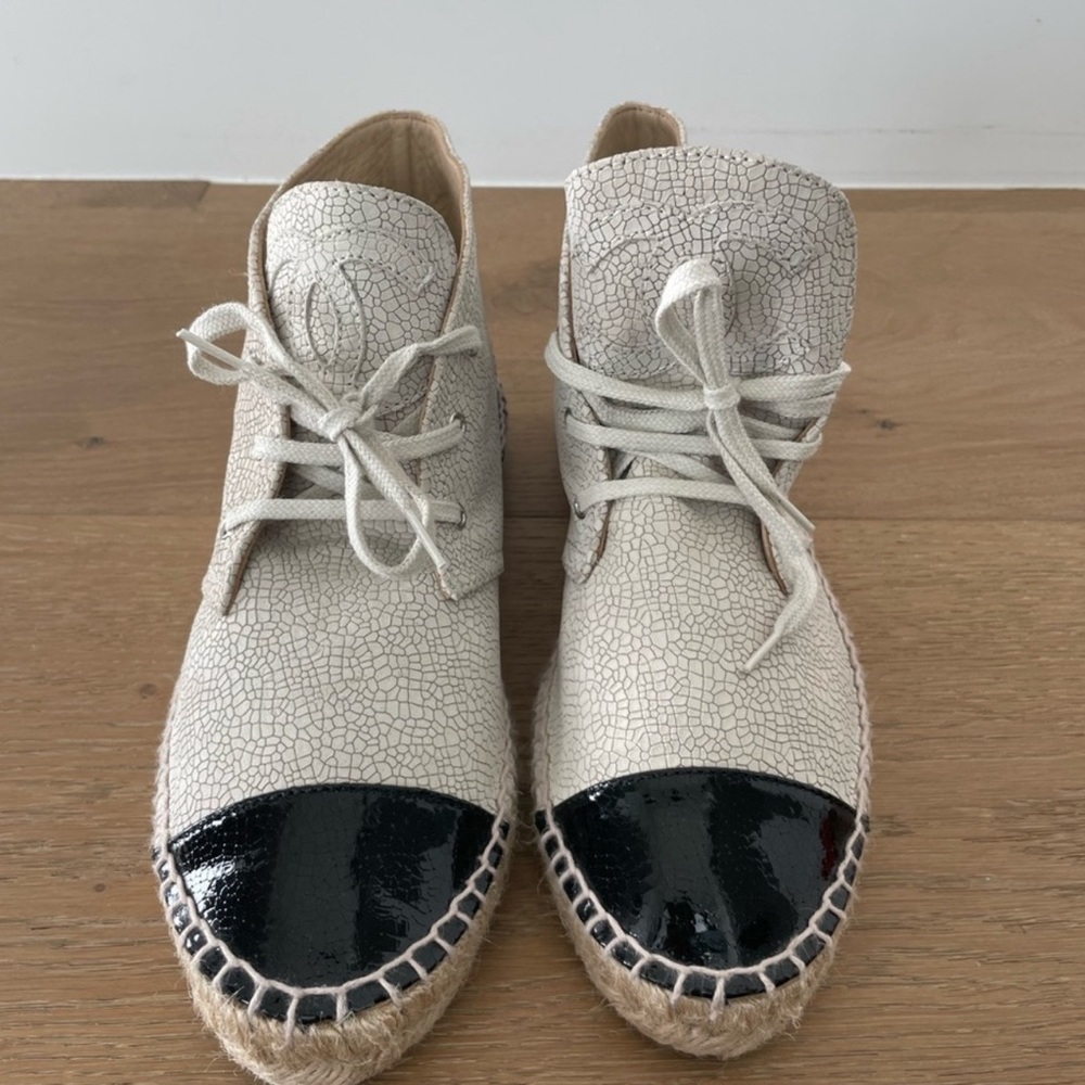 Chanel Espadrilles Booties 🎀🖤
